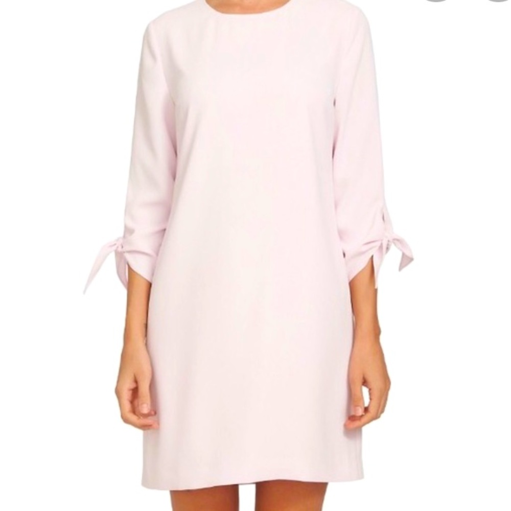 NWT CeCe sheath dress with tied sleeves